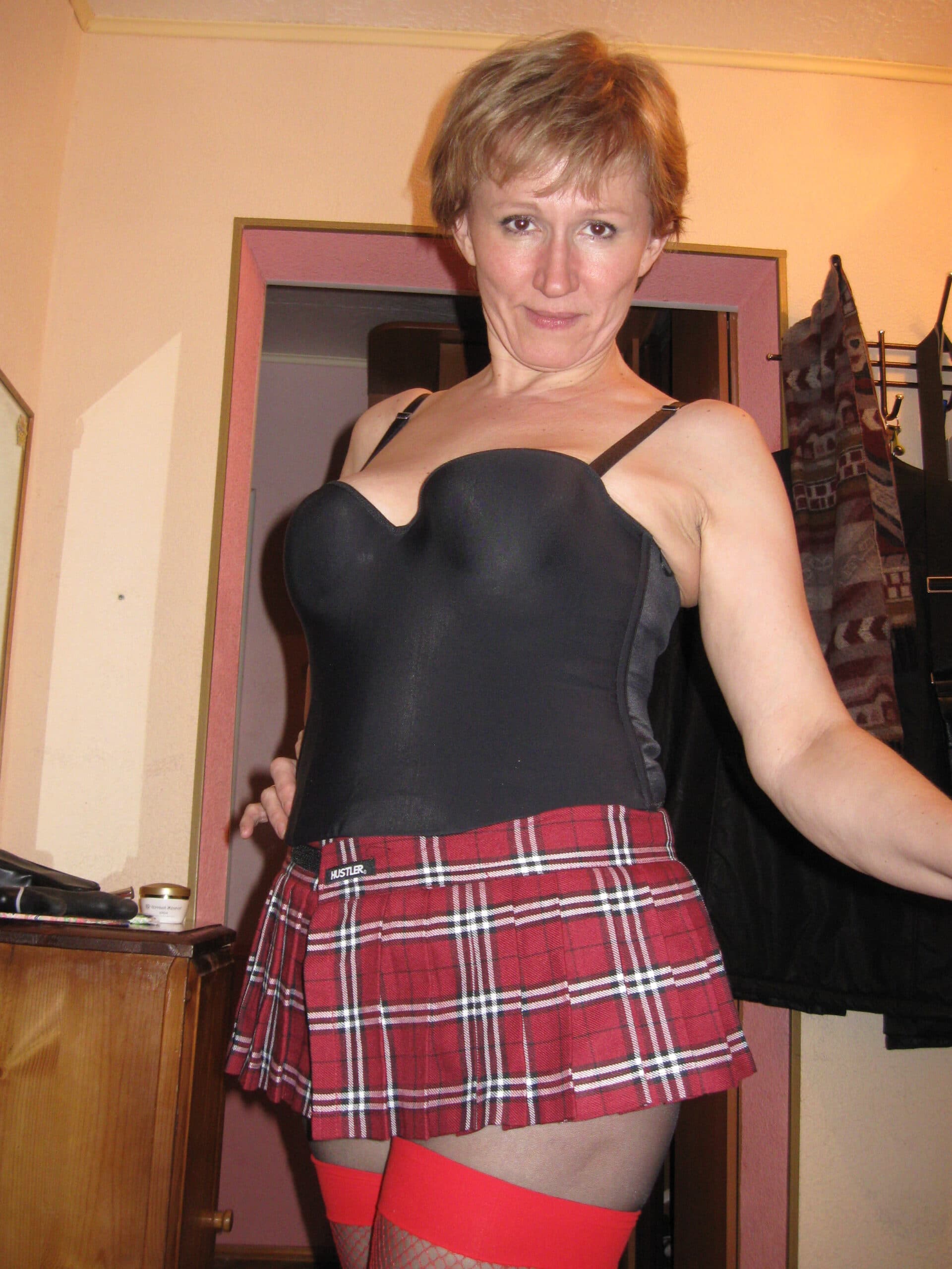 Une femme cougar sur le 22 pour vous